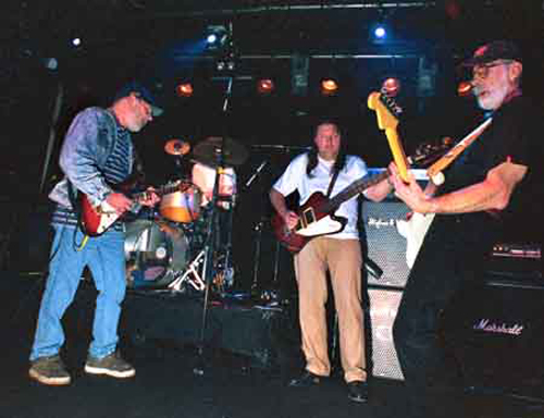 33 Lobby Loyd & the Wild Cherries